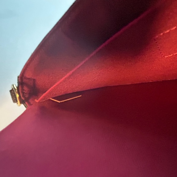 LOUIS VUITTON Felice - Picture 10 of 16